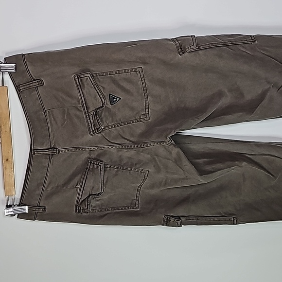 Guess tan 26x28 pants - Picture 4 of 7